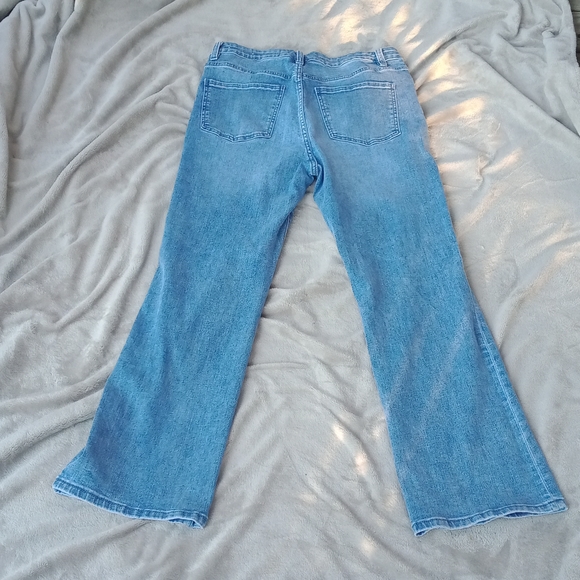 102 Soft Surroundings High Waist Wide Leg Soft Denim Jeans - Picture 6 of 6